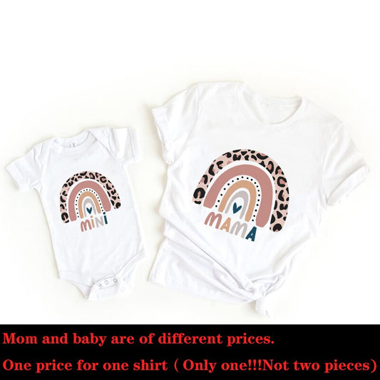 1pcs Rainbow Mommy and Me Shirt Fashion Family Matching Clothes Rainbow Mama