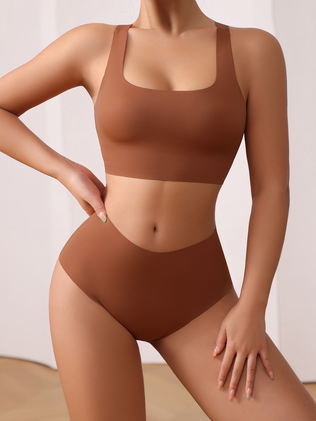 Plain No Show Lingerie Set