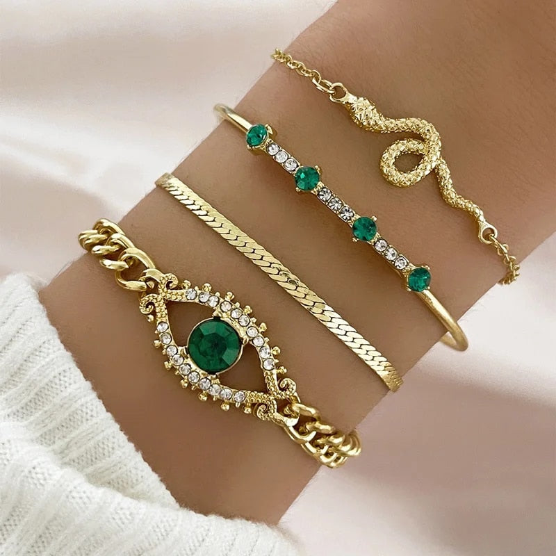 New Fashion Green Crystal Eye Heart Bracelets for Women Vintage Gold Color Snak