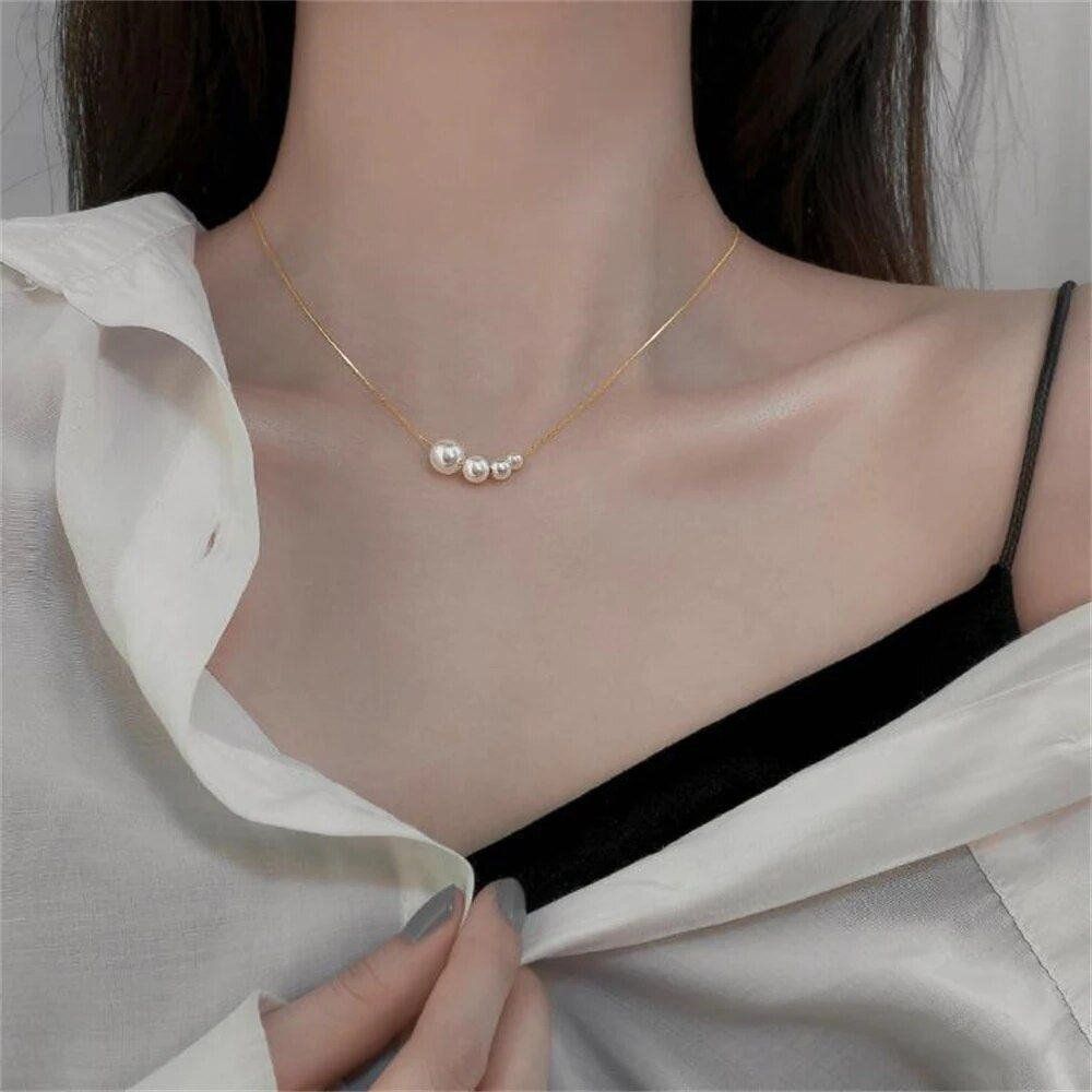 New Fashion Four Pearl Choker Necklaces Girl Summer Luxury Baroque Pearl Pendan