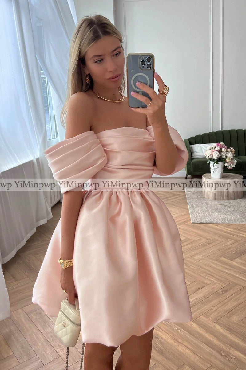 Off Shoulder Homecoming Dresses 2024 Strapless A Line Short Pleats Prom Birthda