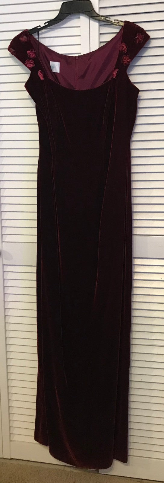 Watters & Watters/WToo Women Dress Velvet Maroon Size 10