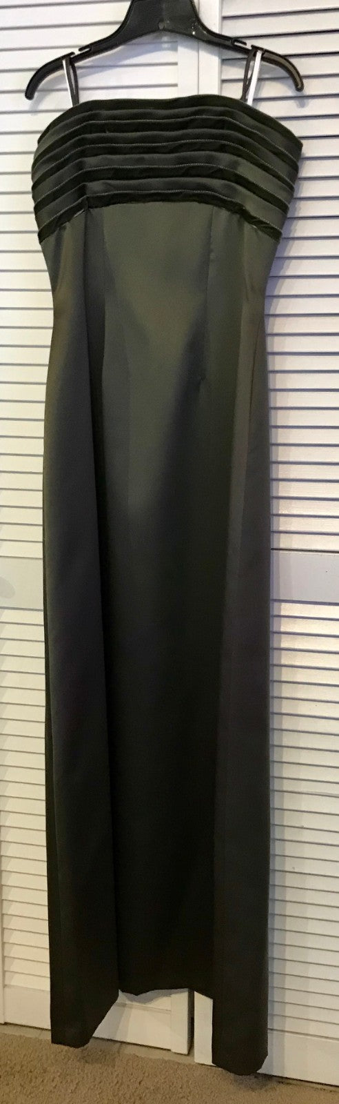 Watters & Watters Women Dress Satin Green Velvet Bust line Size 10