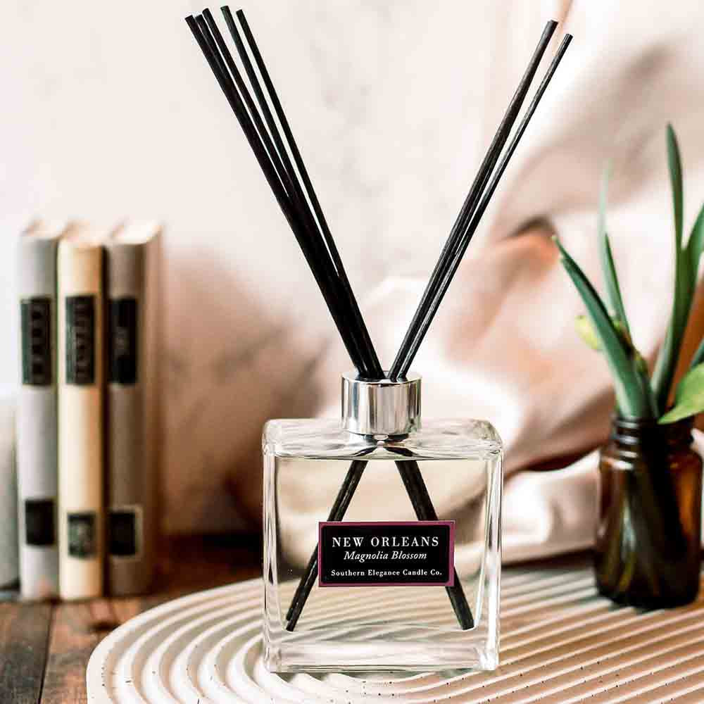 Diffuser With Reeds: Signature Year Round Scents