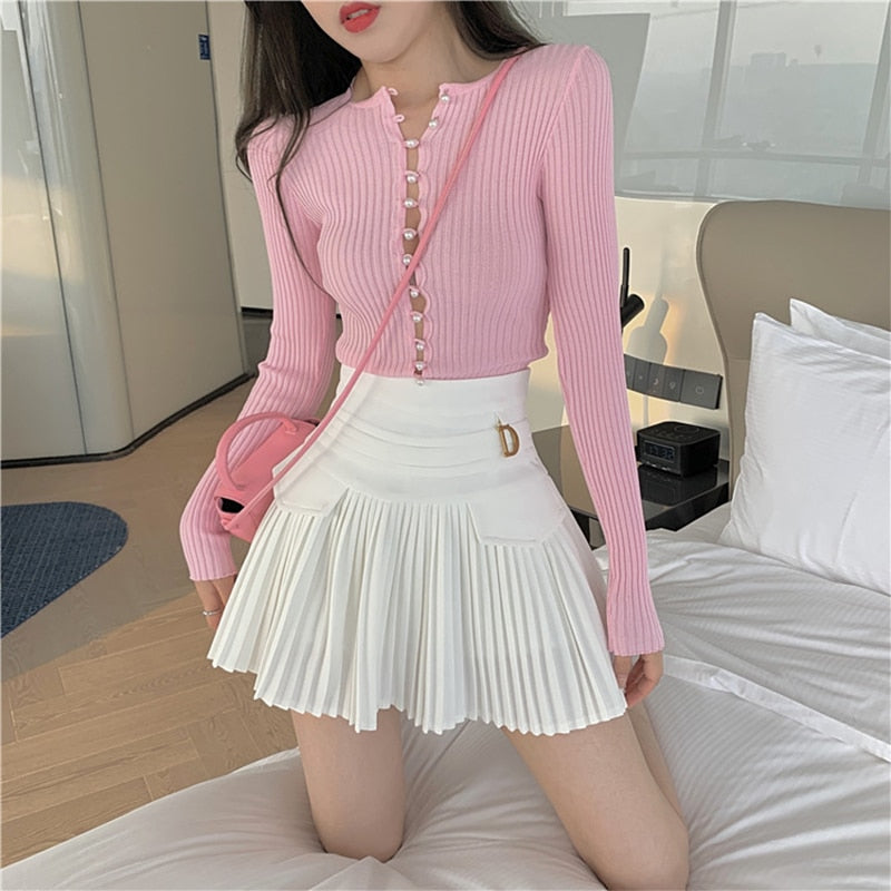 2022 White Pleated Skirts Gorgeous Casual Slim College Women High Waist Mini Metal Letter D A-Line Clubwear Korean Fashion Style